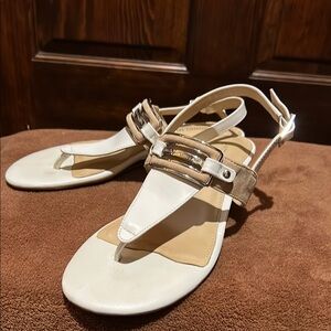 ANTONIO MELANI White and Beige Thong Sandals with Buckle Accent